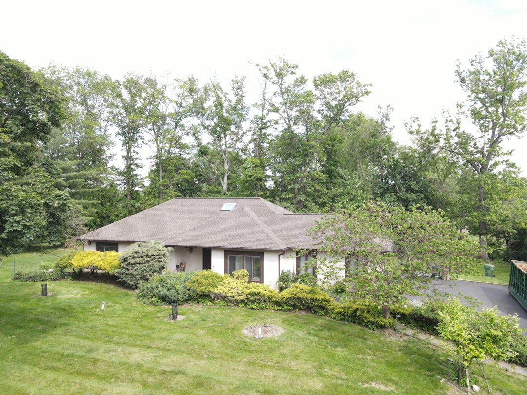 Choosing the Best Roofing Company for Your Home
